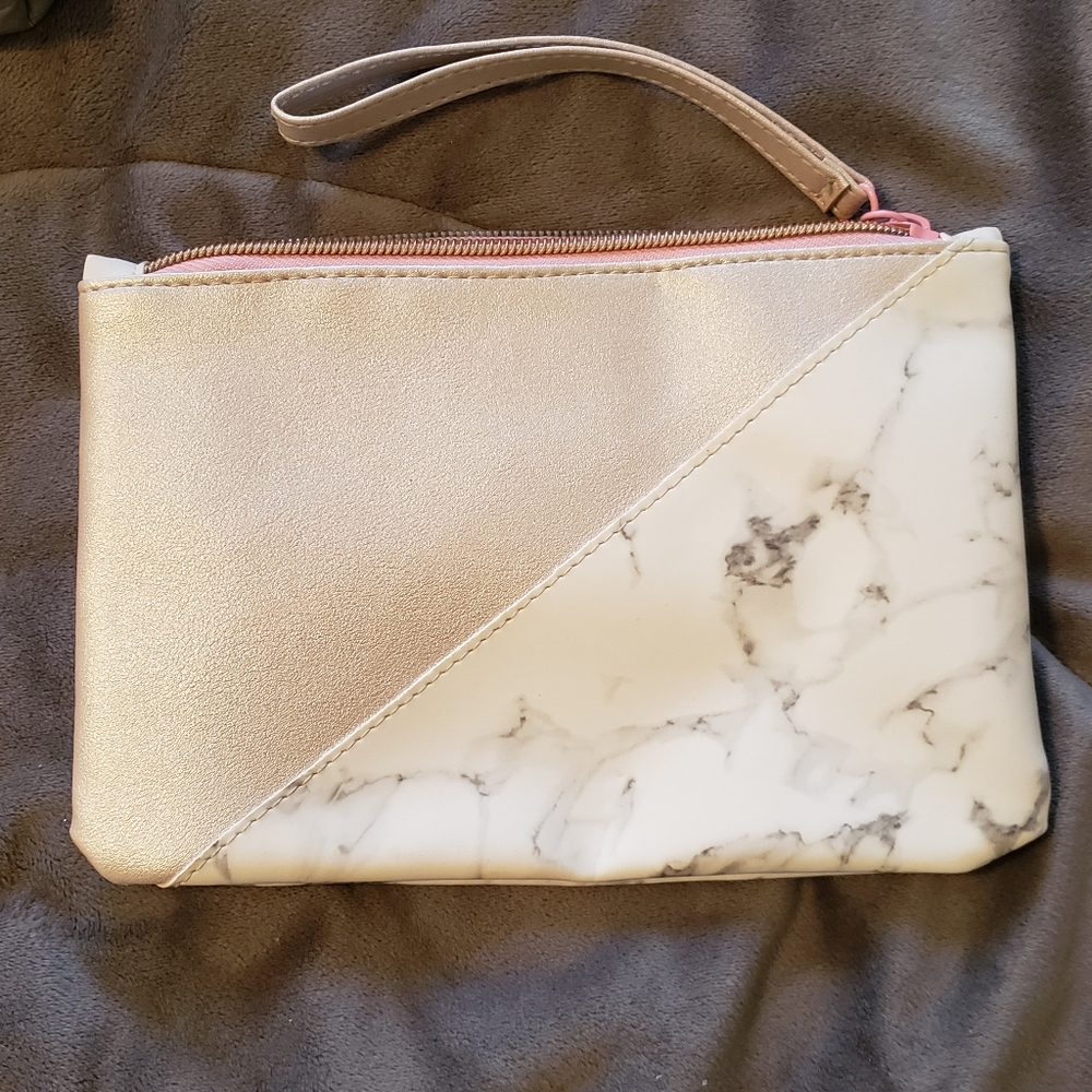 Makeup bag